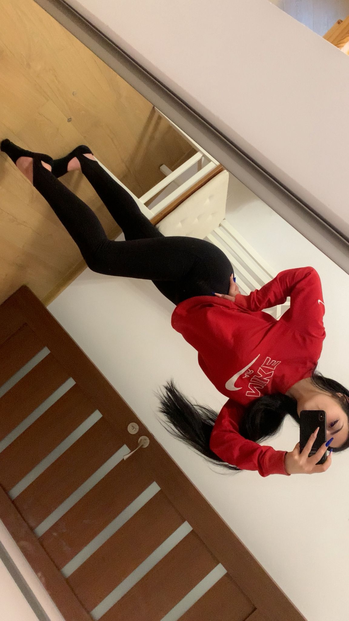 Baddie aesthetic Sonia negru profil